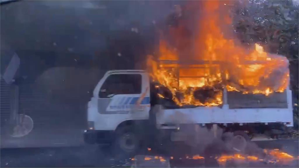 瑞芳濱海公路嚴重車禍！大貨車對撞轎車釀一死