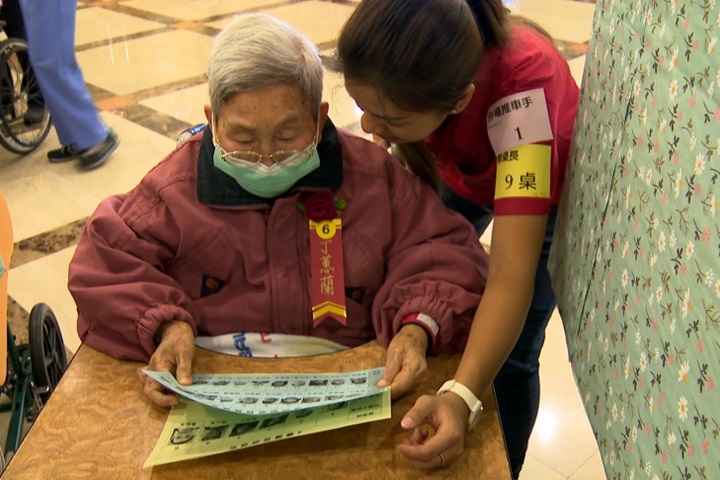 另類九合一選舉！票選最佳護理師、照服員