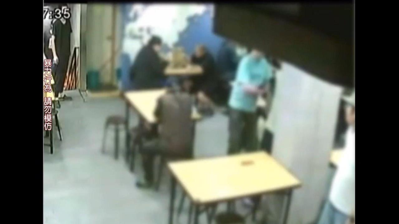 營造董座與妻用餐遭3男圍毆討債　持酒瓶反擊刺死債主