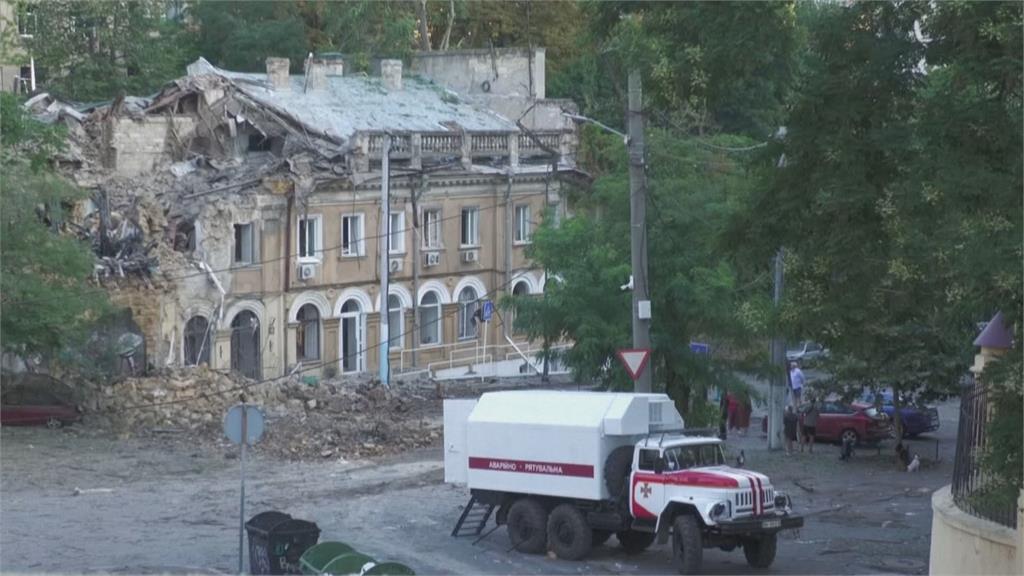 俄軍連5天狂轟烏克蘭奧德薩　200年教堂遭摧毀
