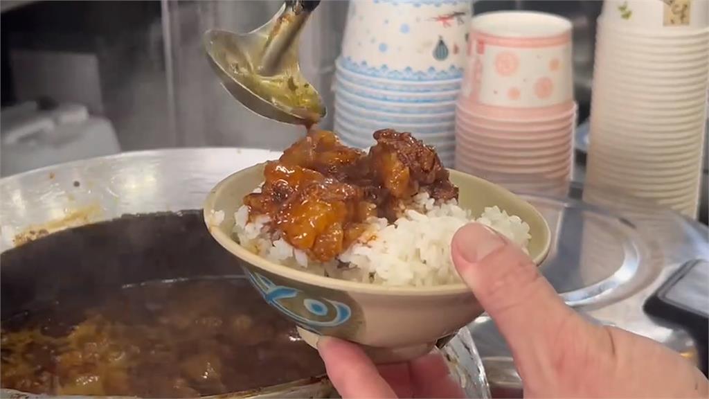 食材新鮮實在！台東人氣滷肉飯+乾煎虱目魚腸　吸引饕客慕名來