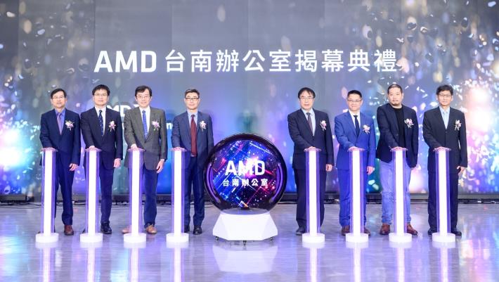 企業信賴熱區在台南，黃偉哲助產業落實投資達1852億！
