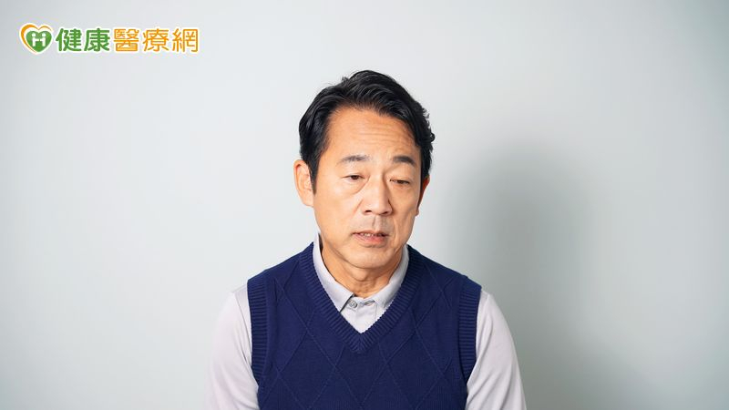 中年男性情緒變差容易覺得累?可能是因為「這個」變少了