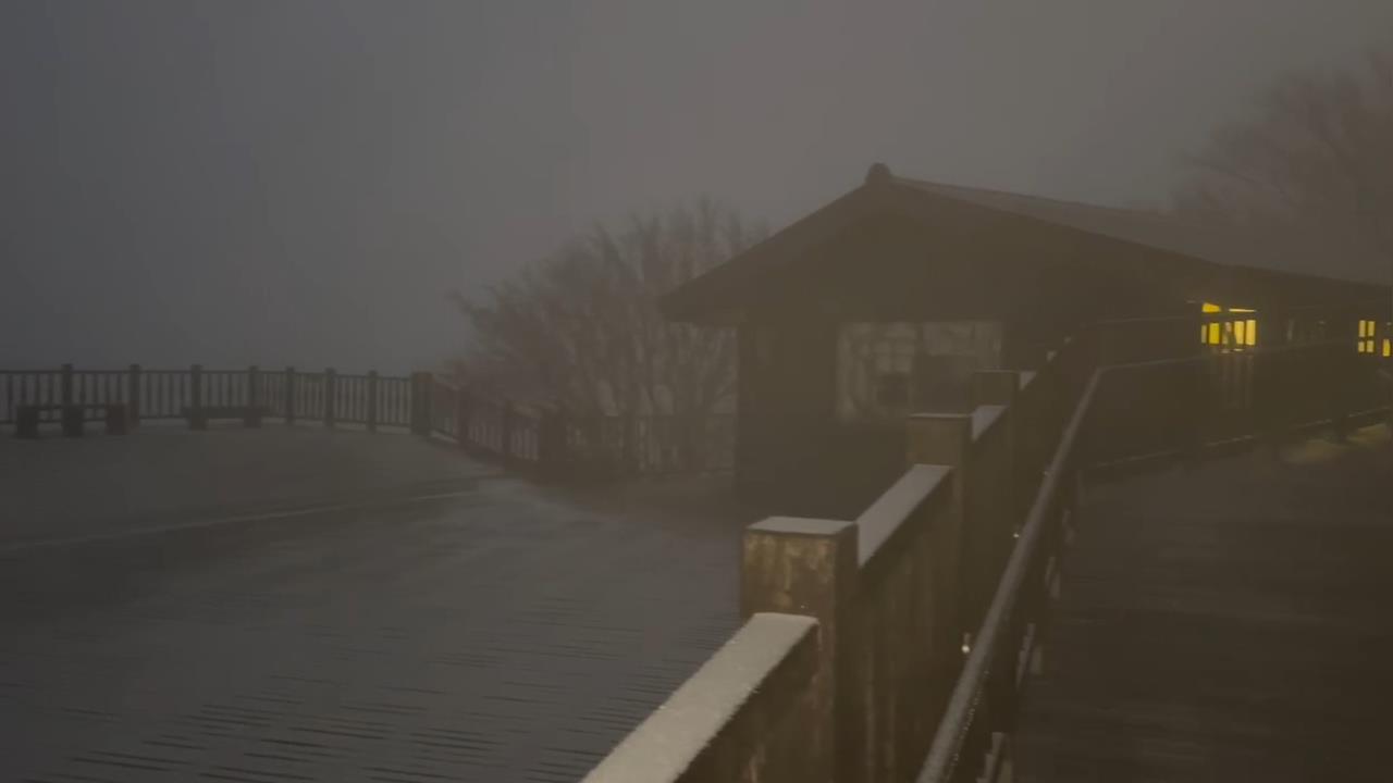 快新聞／有夠冷！宜蘭太平山「跌破零度」白頭　美景曝光了