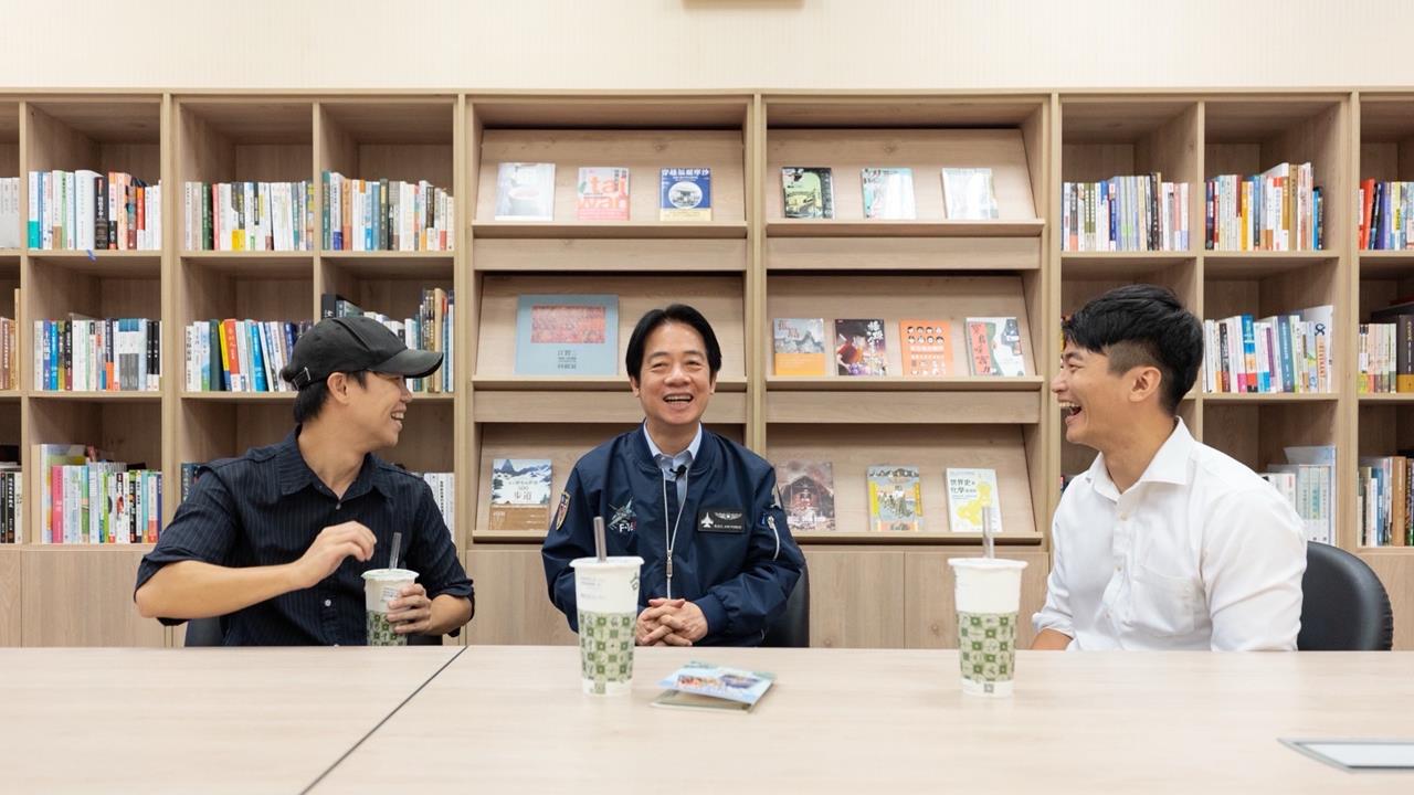 賴清德上節目自曝金門當兵照! 強調和平一定要靠實力