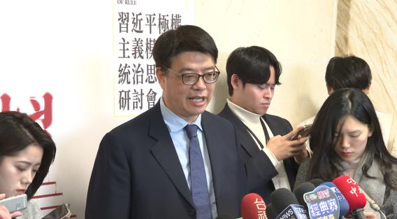 快新聞/大學教授、翁曉玲拒具結未領中國身分證 邱垂正這樣說