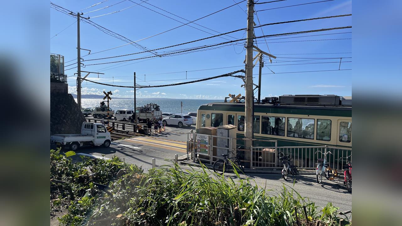 「灌籃高手取景點」亂象叢生！　平交道增設拍照區防遊客阻礙交通