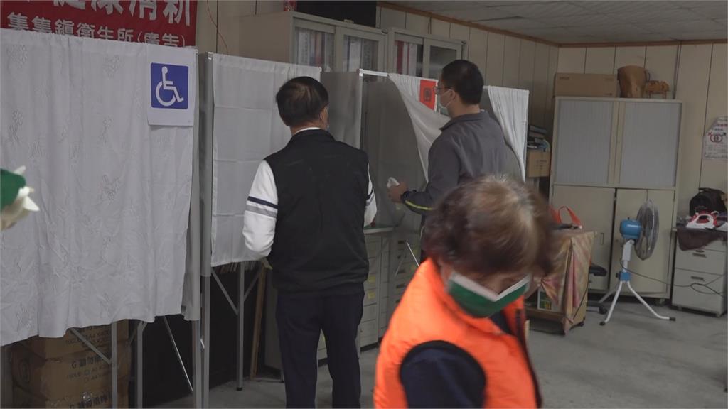 林明溱選票未「向內對摺」　爆發「亮票」惹議