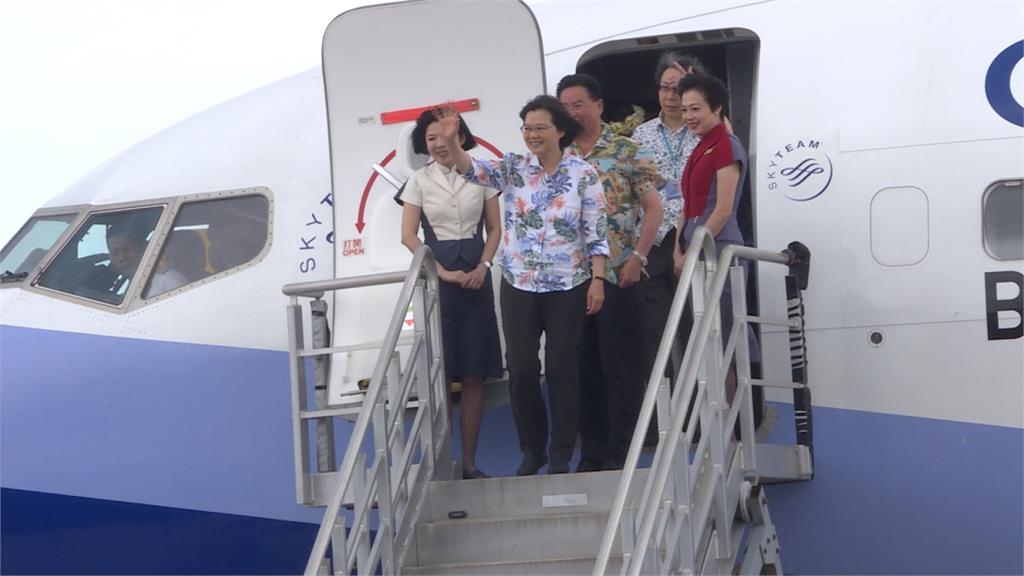 蔡總統今抵馬紹爾 馬紹爾總統機場親迎