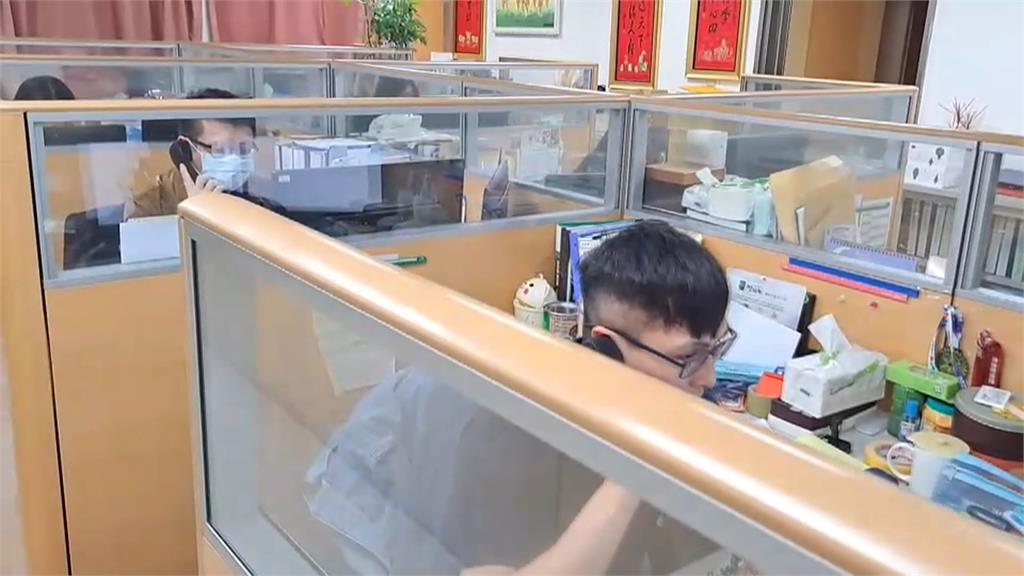 餵藥案延燒！家長：不信任新北市　行政院組跨部會小組協助處理