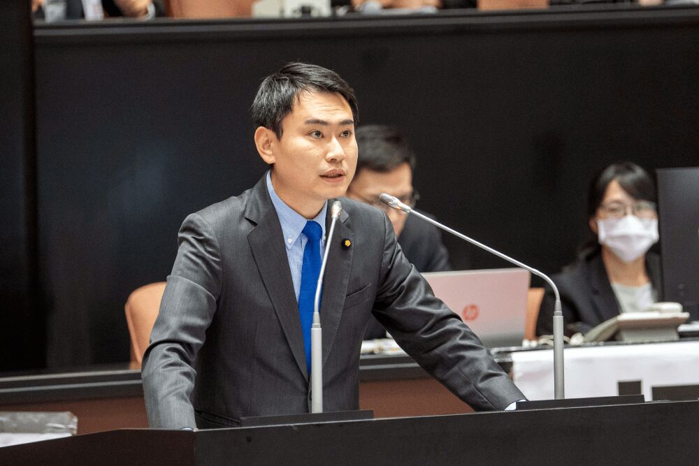 中國漁船東海異常集結達290英里　陳冠廷警告：軍民混用已非單純經濟活動