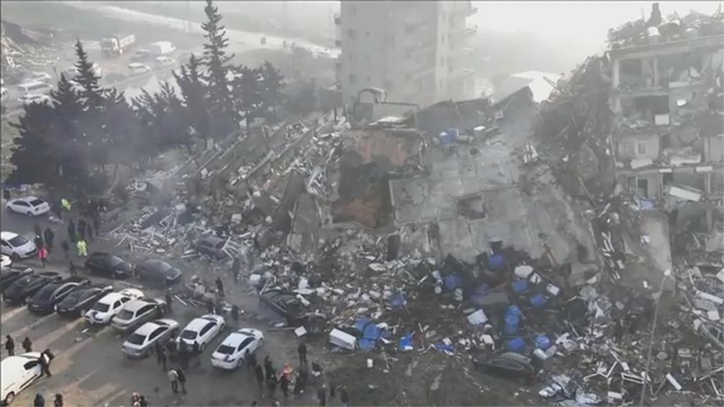 2斷層帶呈30度角交錯釀罕見「雙地震」　全球救難人員湧入土耳其搶救