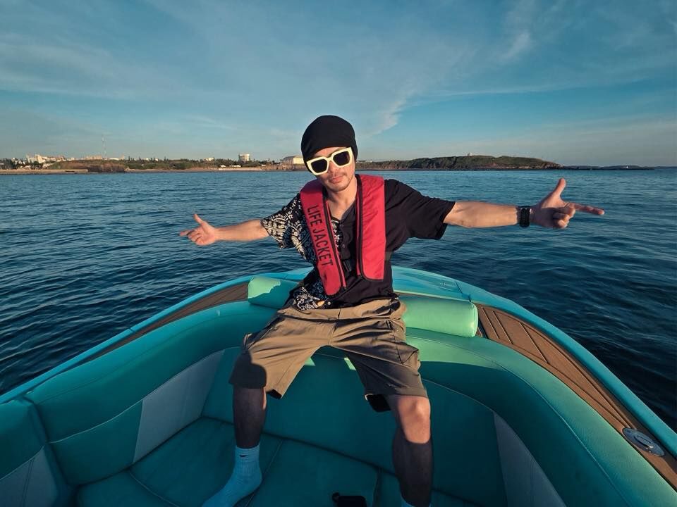 黃明志涉毒恐挨鞭!媒體人揭驚悚細節:皮開肉綻