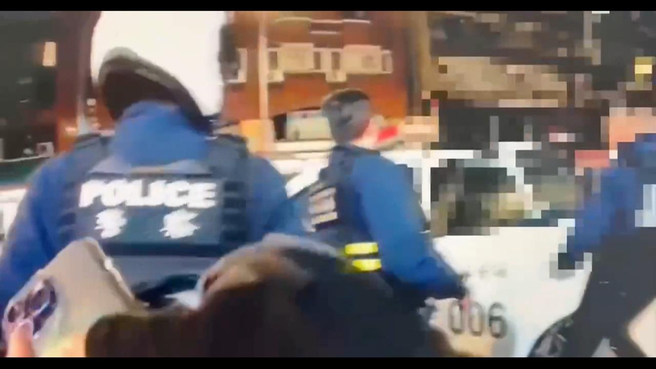 酒後失控！　酒店經紀違停還嗆警　扯密錄器遭壓制