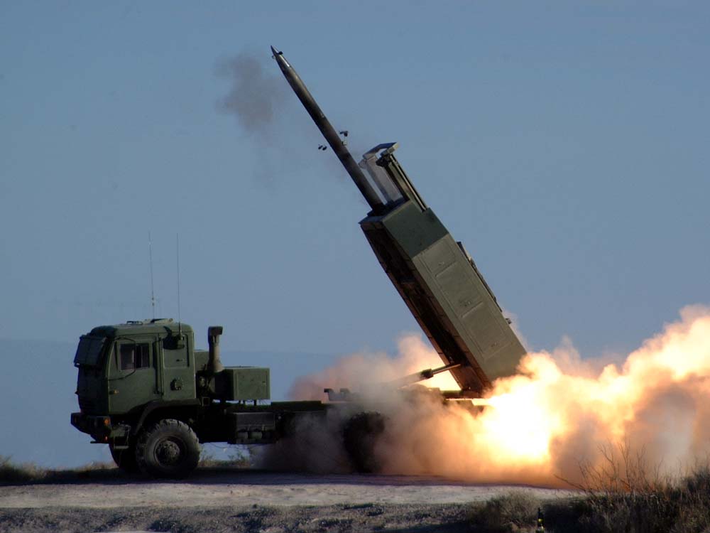 快新聞／強化遠距打擊　陸軍增購海馬斯多管火箭、戰術區域飛彈