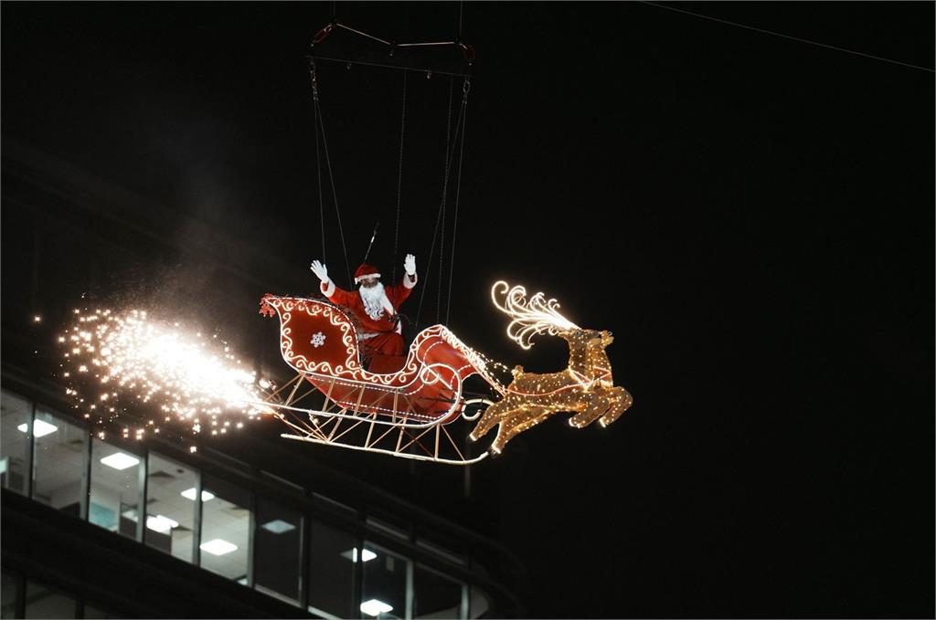 平安夜來送禮　「耶誕老人」即將飛越台灣上空