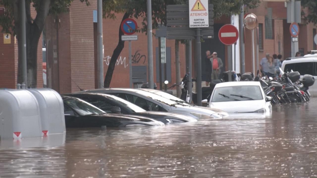 西班牙加泰隆尼亞暴雨！　洪水淹住宅、道路　2死1失聯
