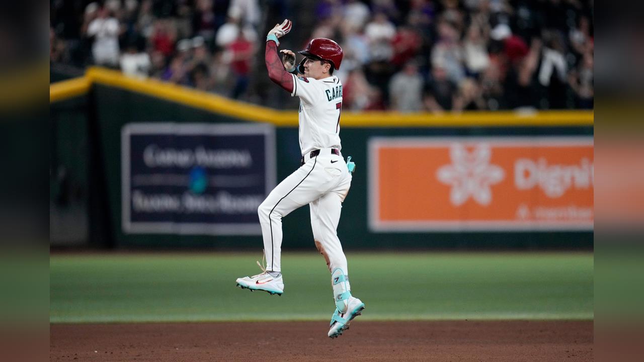 MLB(影)／猛敲三壘安還炸裂！台美混血明星「卡仔」生涯百轟達陣創超狂紀錄