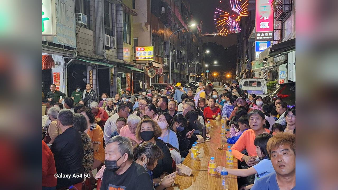 鎮東里元宵節晚會 里長連續28年自掏腰包