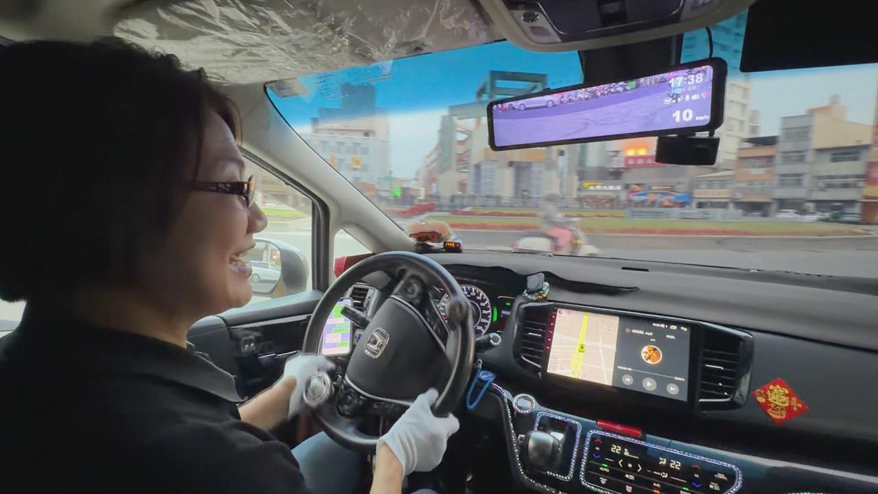 小黃運將帶路! 肉燥蝦湯完美融合 擔仔麵飄香多年