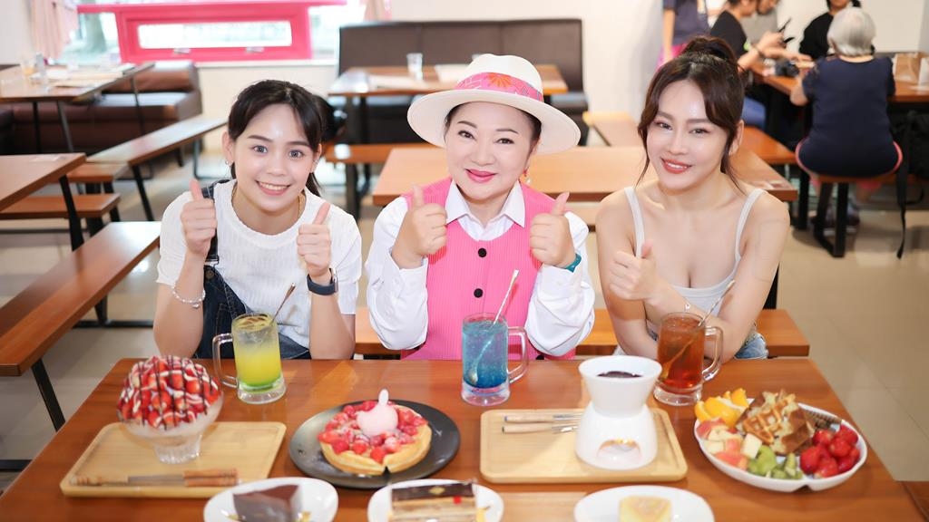 《超級冰冰Show》衝出高收視！白冰冰帶子弟兵「酒店泡湯」 見一幕少女心爆發