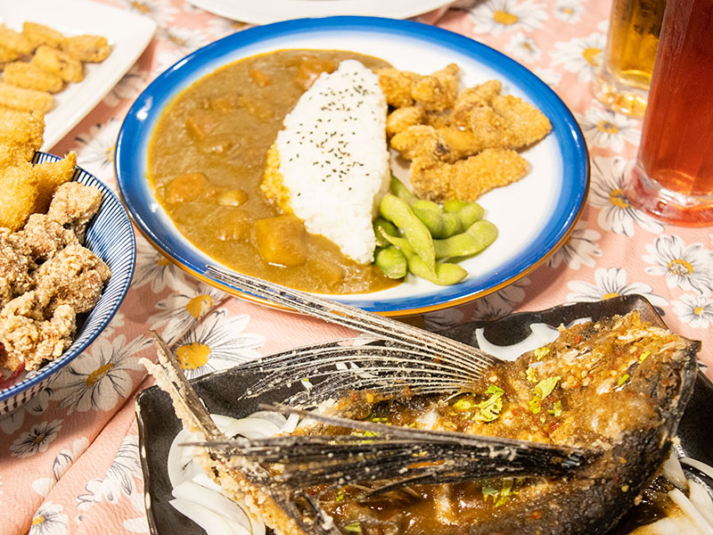 甜園夫婦|綠島限定美食攏底加！必吃椒麻炸飛魚、鬼頭刀咖哩