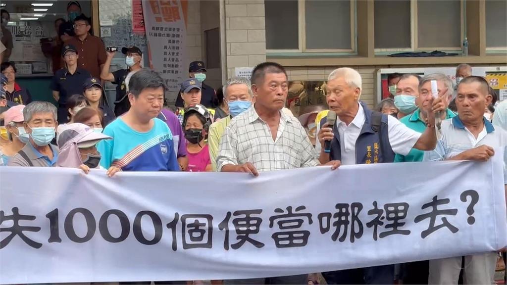 台南鹽水區岸內凱米慘淹  里長控要1300份便當"只來300份"