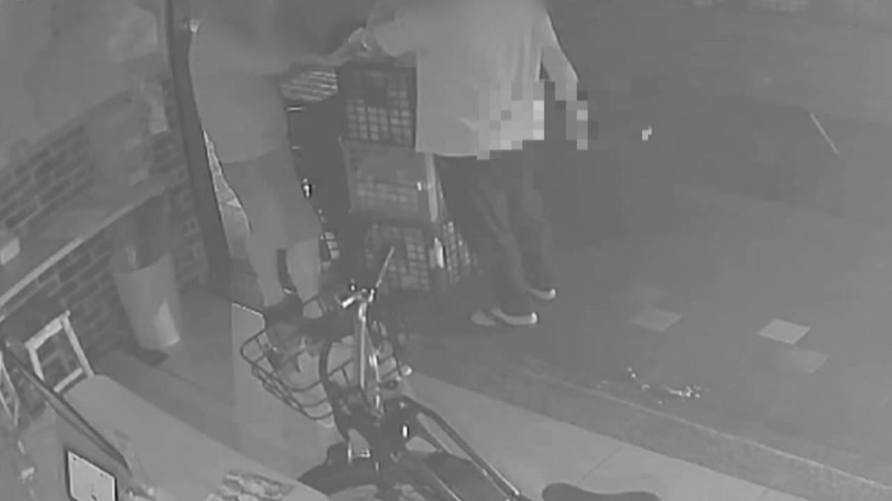 悚！行車糾紛小貨車險遭撞　竟還遭對方持鐮刀恐嚇