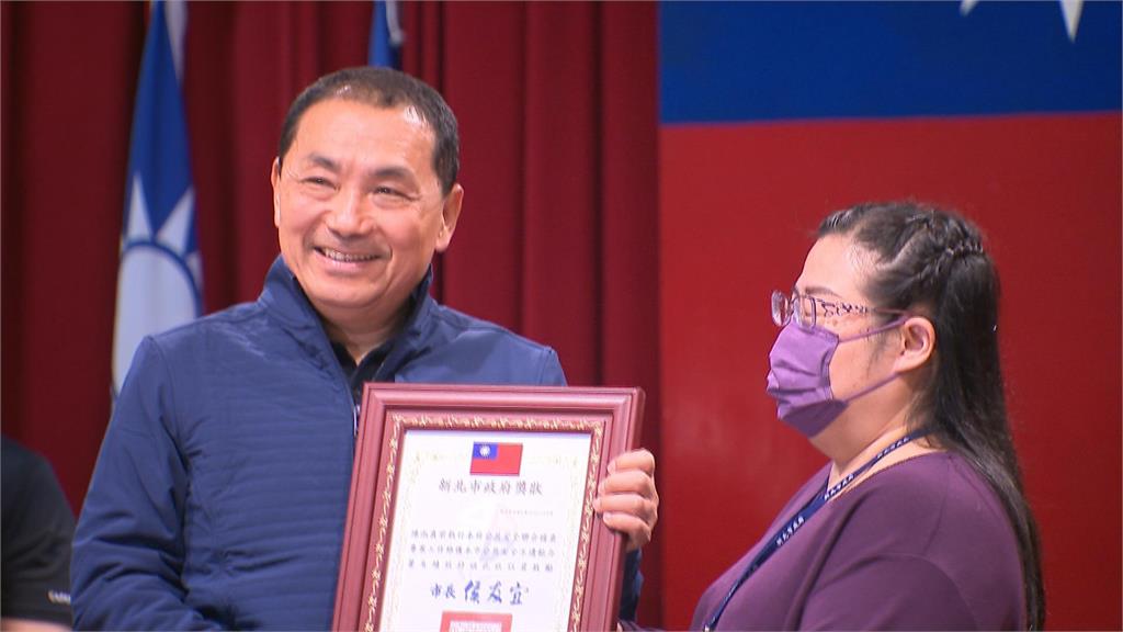 遲未鬆口選總統！民調崩盤　侯友宜遭酸「HOHO　GPT」