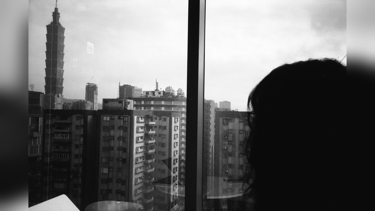 專訪／黎智英恐判終身？前《蘋果》記者梁嘉麗曝香港新聞自由最後光景　盼留下不同聲音