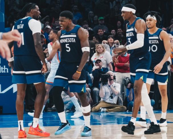 NBA(影)／落後25分大逆轉!　蟻人致命火鍋率灰狼客場扳倒西區最強勁旅