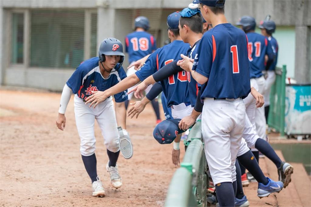 棒球(影)／玉山盃賽事進入第二天　冠軍大熱門桃園市15：0扣倒苗栗縣
