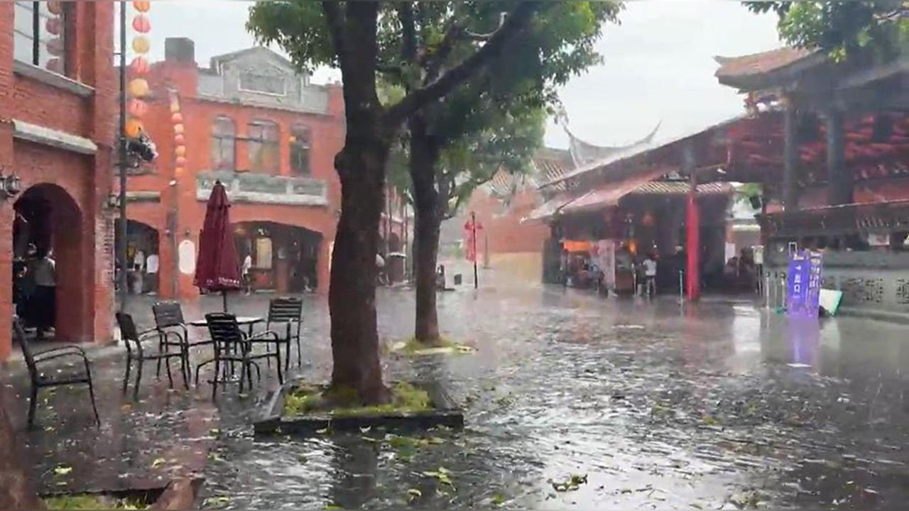 快新聞／北北基等共16縣市大雨特報　南部3地區慎防大雷雨