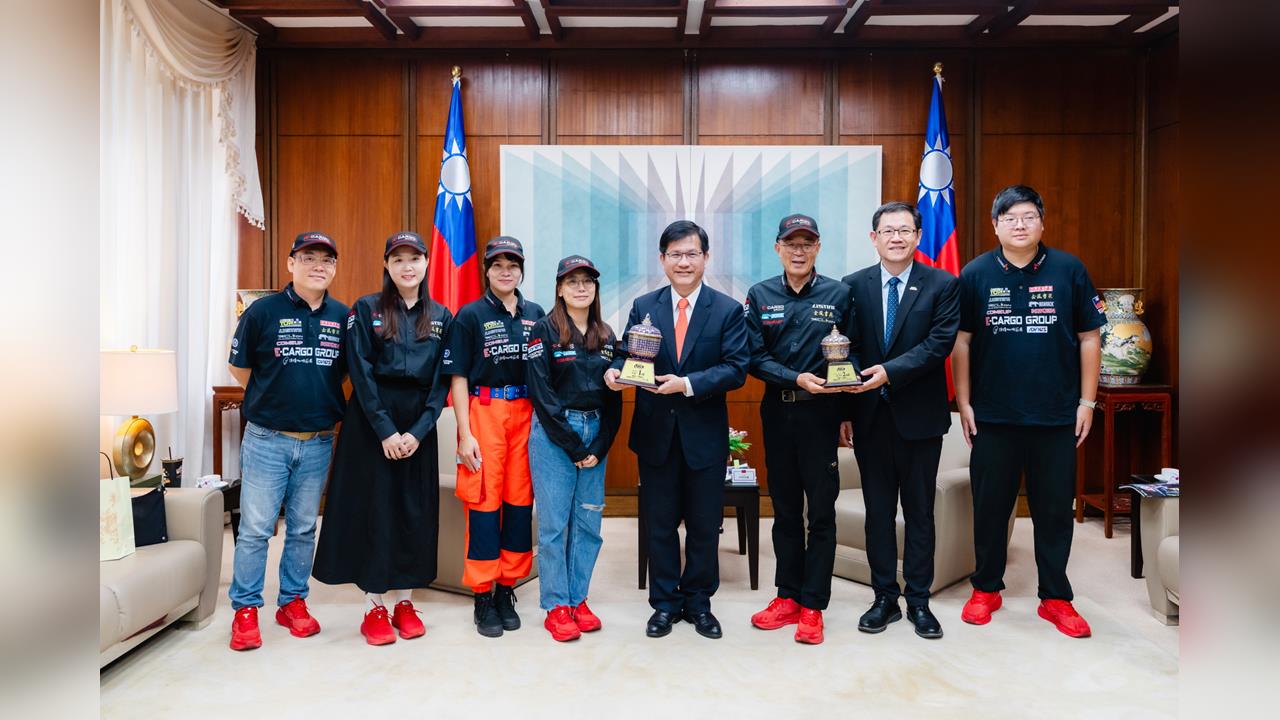 快新聞／iTaiwan拉力車隊奪佳績　林佳龍讚：展現運動家精神為台爭光