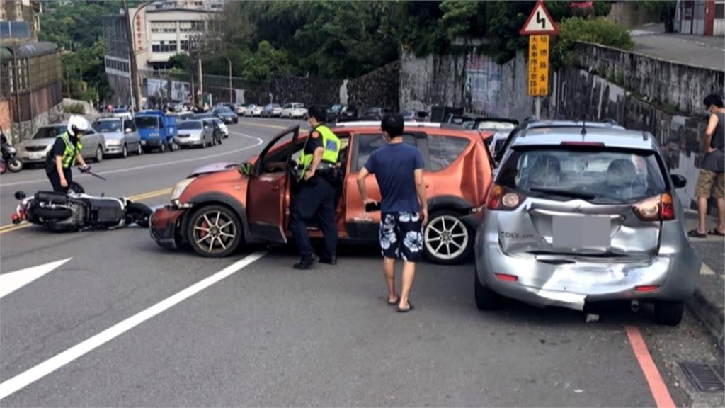 駕車暴衝迴轉撞車 男子辯稱血糖過低惹禍