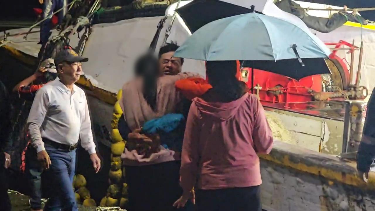 爸爸漁船爆炸起火！　兒子見撞馳援全數獲救