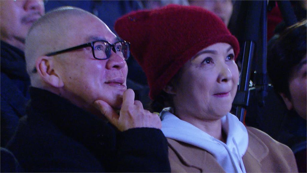 致敬「愛情萬歲」30週年　3千人跨年一同觀賞爆哭登CNN版面