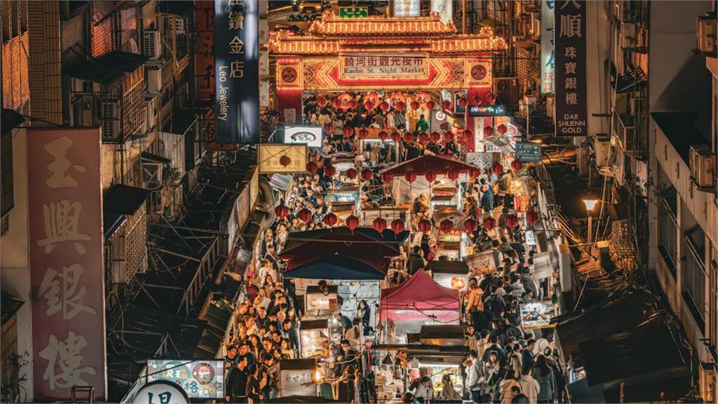 只有台灣人看得懂幽默！夜市攤販「告敏晨」賣什麼…網見答案笑了