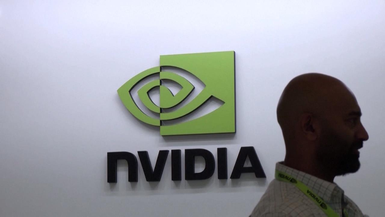 川普點頭了!放行輝達H200出售中國 每筆交易抽成25%