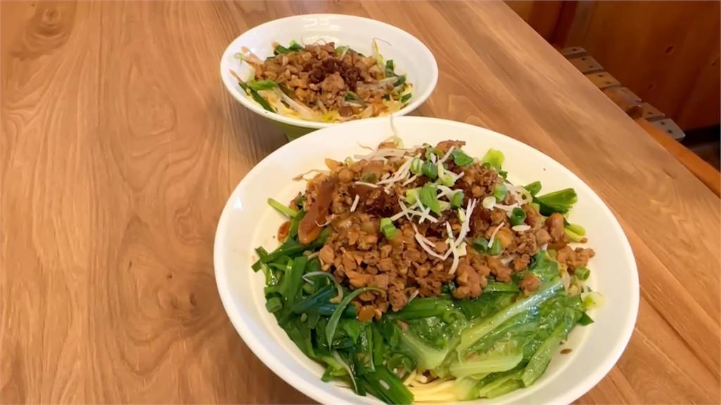 物價漲不吃土！新竹麵店推「大霸麵」　淨重逾1公斤、銅板價吃得到