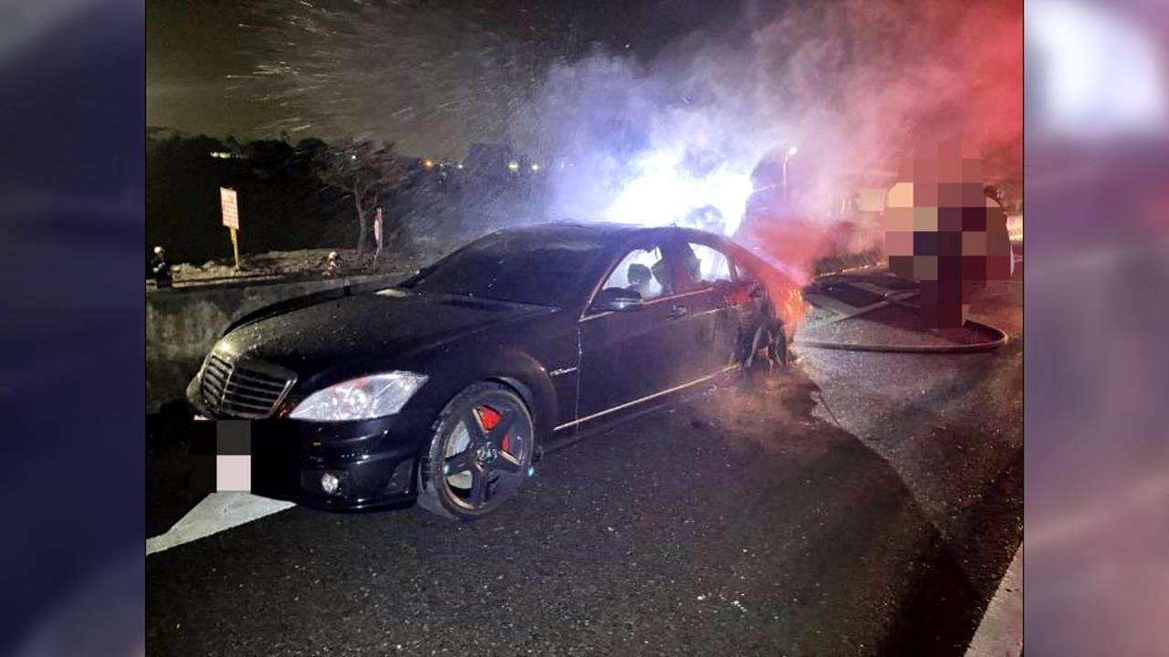 火警頻傳！國道一號「火燒車」駕駛跳車逃生　花壇鄉食品工廠起火、無人傷亡