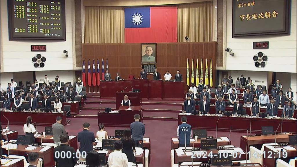 快新聞／許家蓓永遠缺席了！　台北市議員為她起立默哀追思