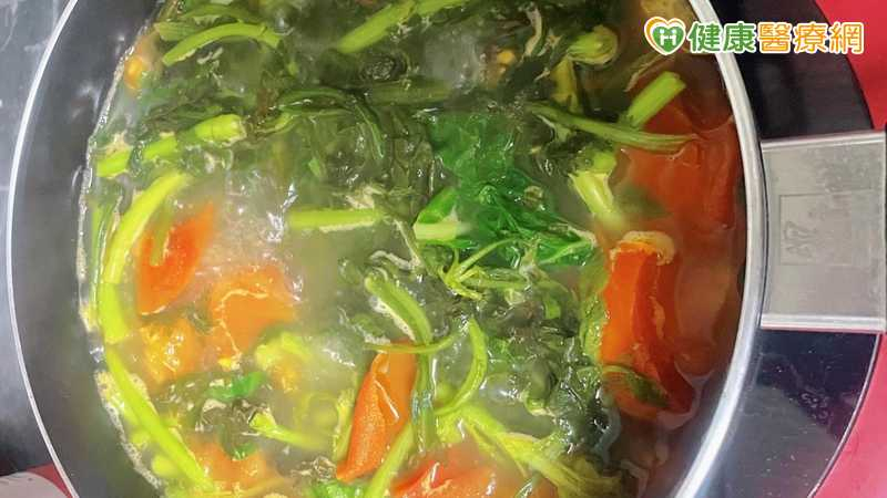 天氣轉熱防「感染性腹瀉」上身 醫談食品保存盲點:1物無法取代冰箱