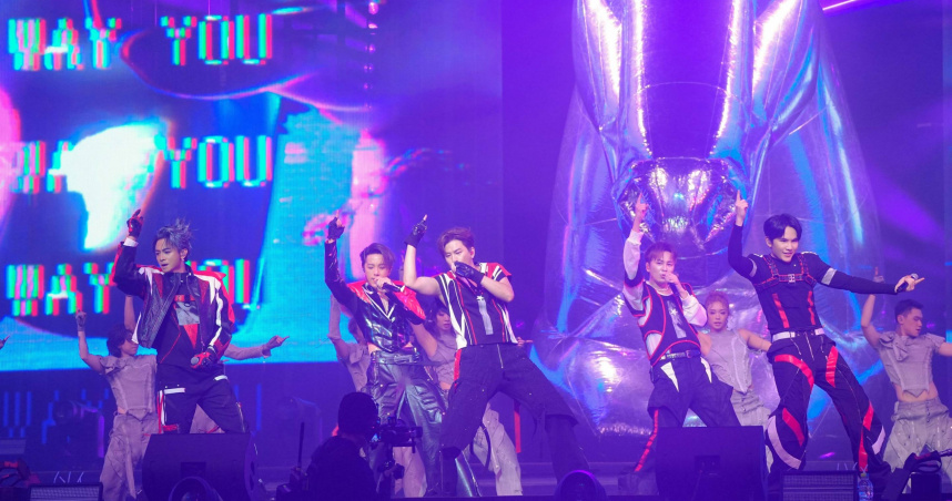 《雪天使》CP重逢！王宇婕力挺Energy　被Toro虧「腮紅好紅」