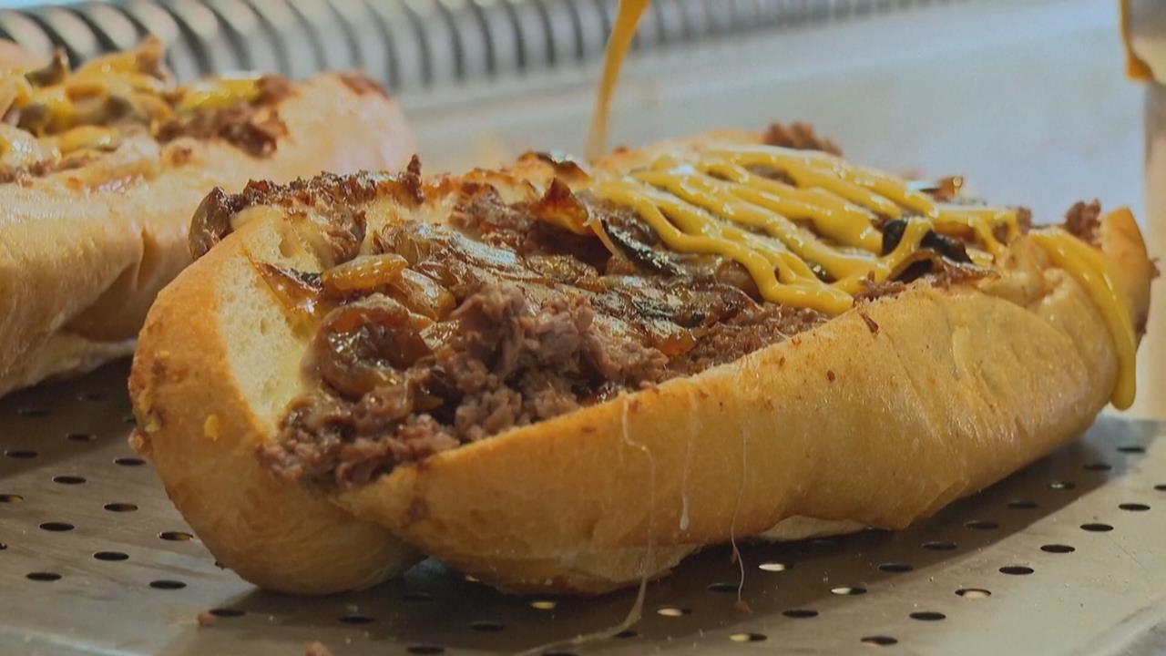 北極圈特色美食！　馴鹿肉起司排一份要價約台幣700元