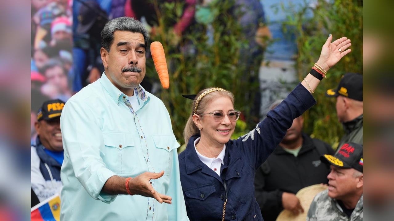 快新聞／美國突襲！馬杜洛夫婦熟睡中被拖出房逮捕　擬押紐約受審