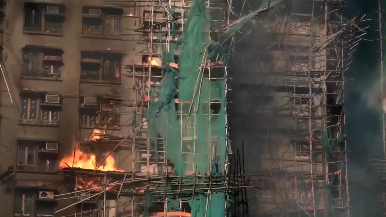 宏福苑疑「廉價棚網」助燃? 港警稱「有達阻燃效果」