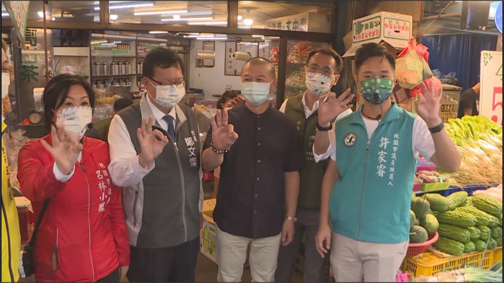 挾高人氣掃街！　鄭文燦沿途話家常介紹鄭運鵬