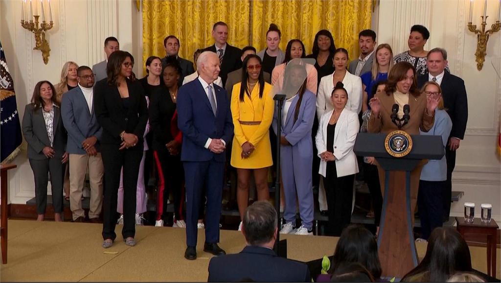 美國總統接見WNBA女籃冠軍　拜登：我也想「衛冕」