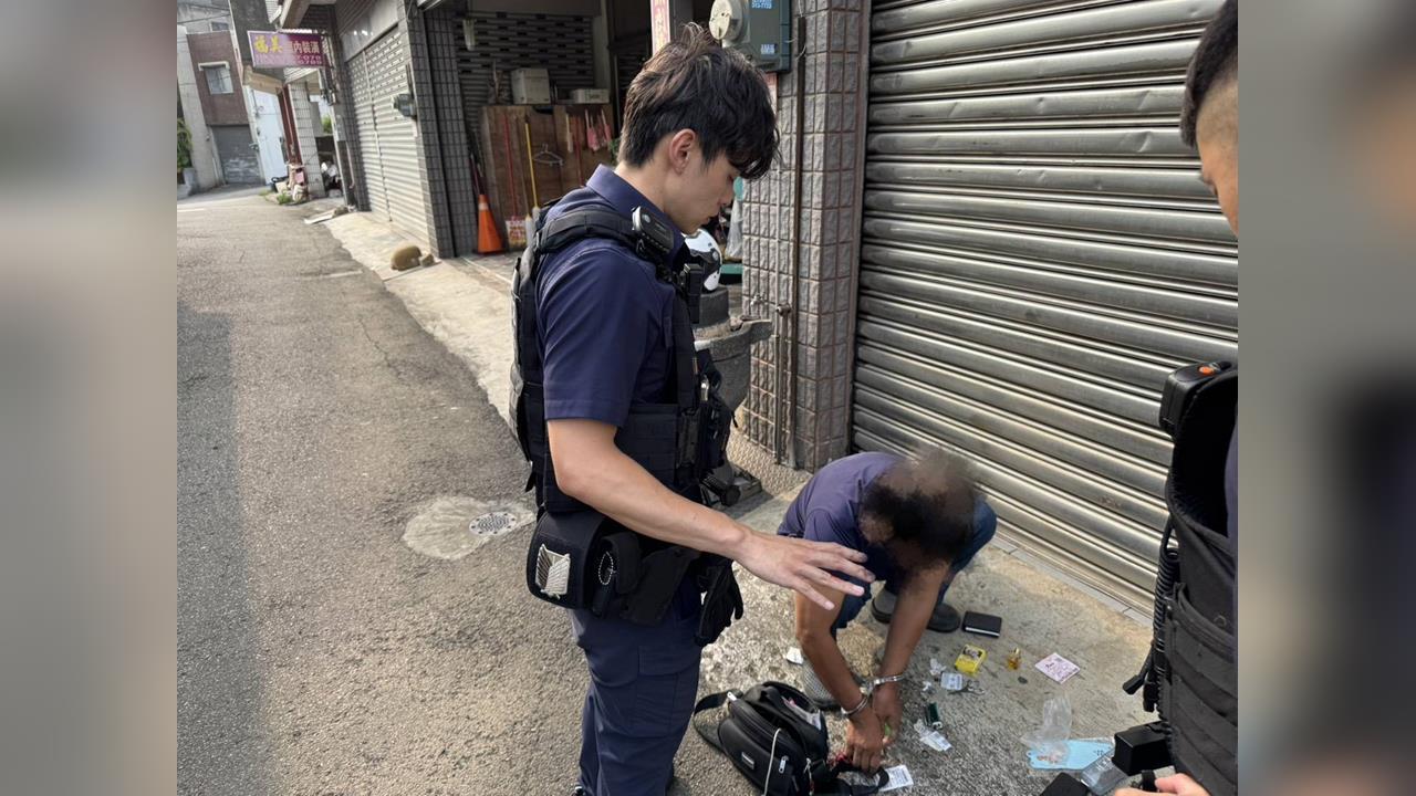 涉酒駕遭通緝!桃園男子騎車違規左轉 遭警方攔查逮捕